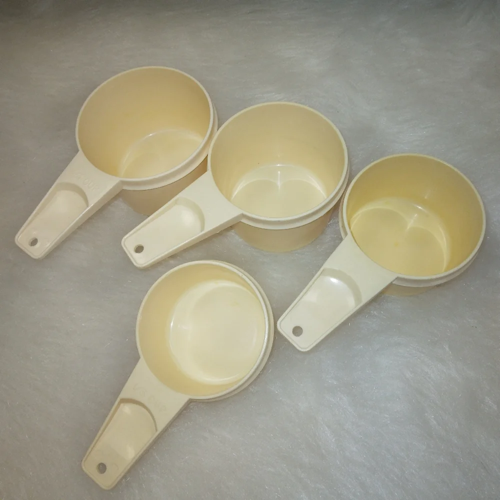 TUPPERWARE Vintage Almond Measuring Cups, incomplete set